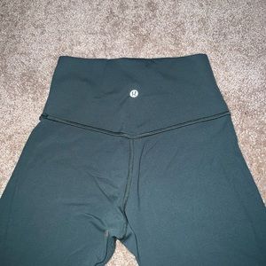 Lululemon leggings 21”